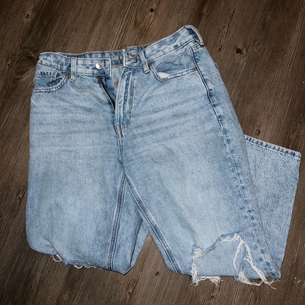 American Eagle Mom Jeans